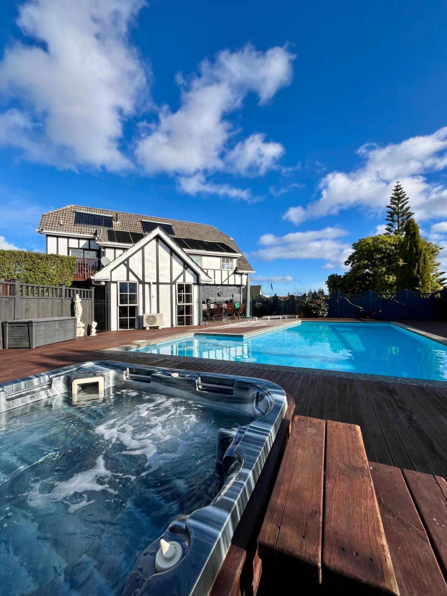 Tudor Manor Bed & Breakfast Bed & Breakfast Paraparaumu Dış mekan fotoğraf