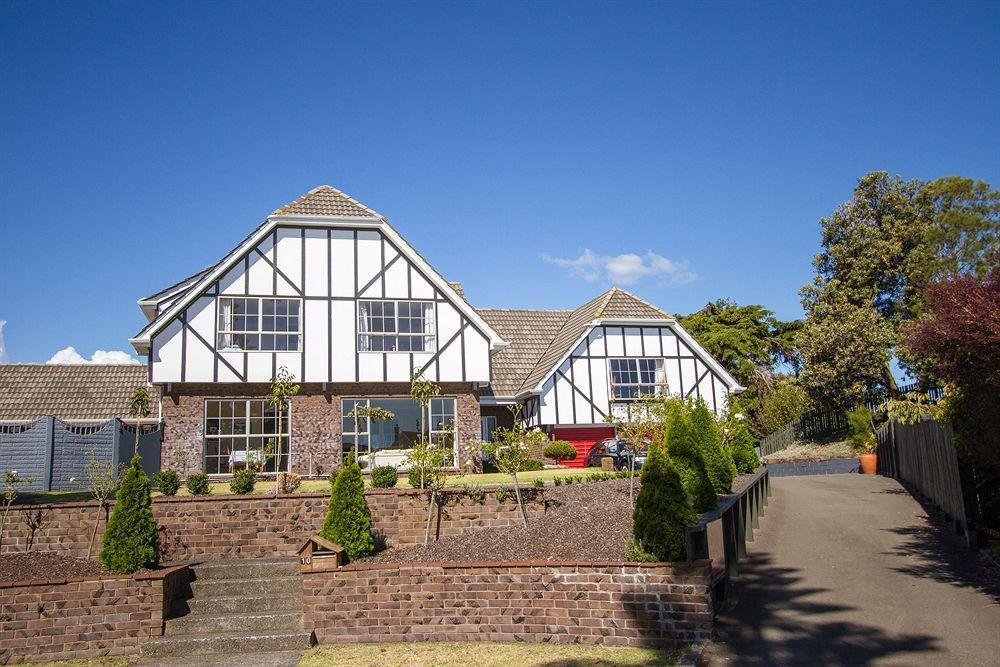 Tudor Manor Bed & Breakfast Bed & Breakfast Paraparaumu Dış mekan fotoğraf