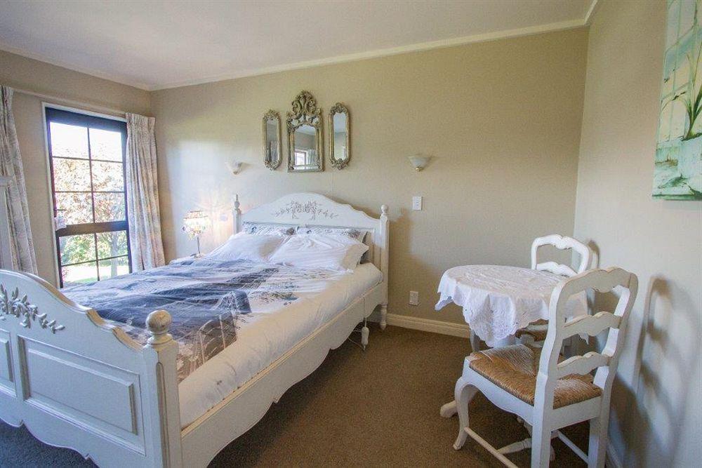 Tudor Manor Bed & Breakfast Bed & Breakfast Paraparaumu Dış mekan fotoğraf