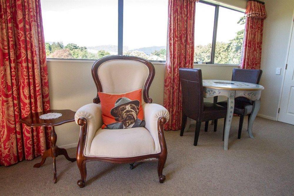 Tudor Manor Bed & Breakfast Paraparaumu Dış mekan fotoğraf