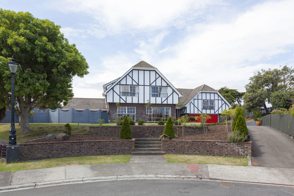 Tudor Manor Bed & Breakfast Bed & Breakfast Paraparaumu Dış mekan fotoğraf